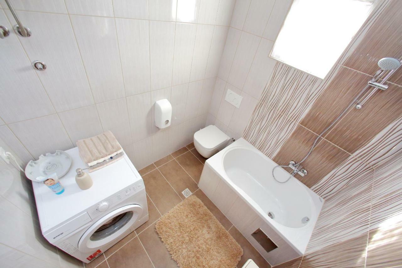 Apartments Ana Bibinje Extérieur photo