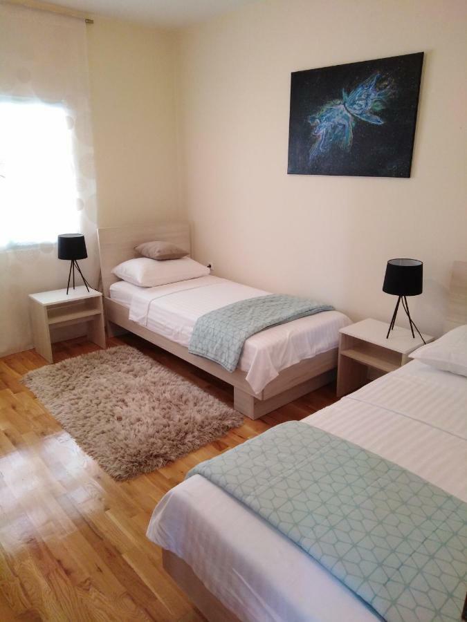 Apartments Ana Bibinje Extérieur photo